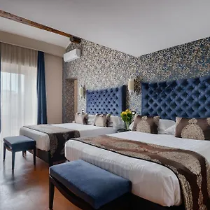 Apartahotel Unica